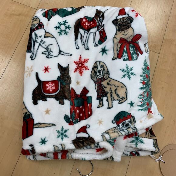 Holiday Dog Pug Beagle French Bulldog dachshund Plush Christmas Throw Blanket - Picture 9 of 13
